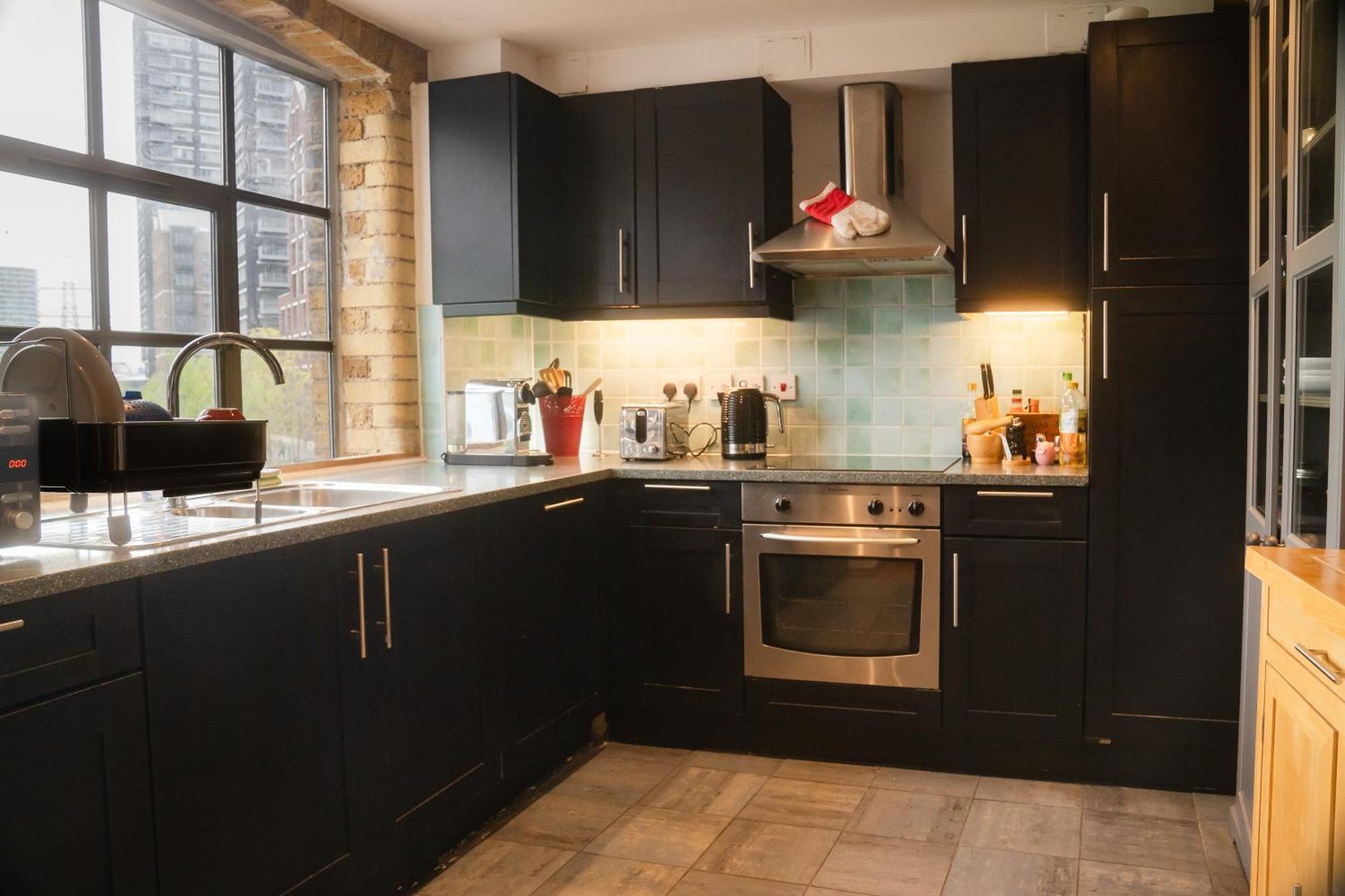 Loft Style Apartment Near O2, Abba Voyage, Excel Londra Esterno foto