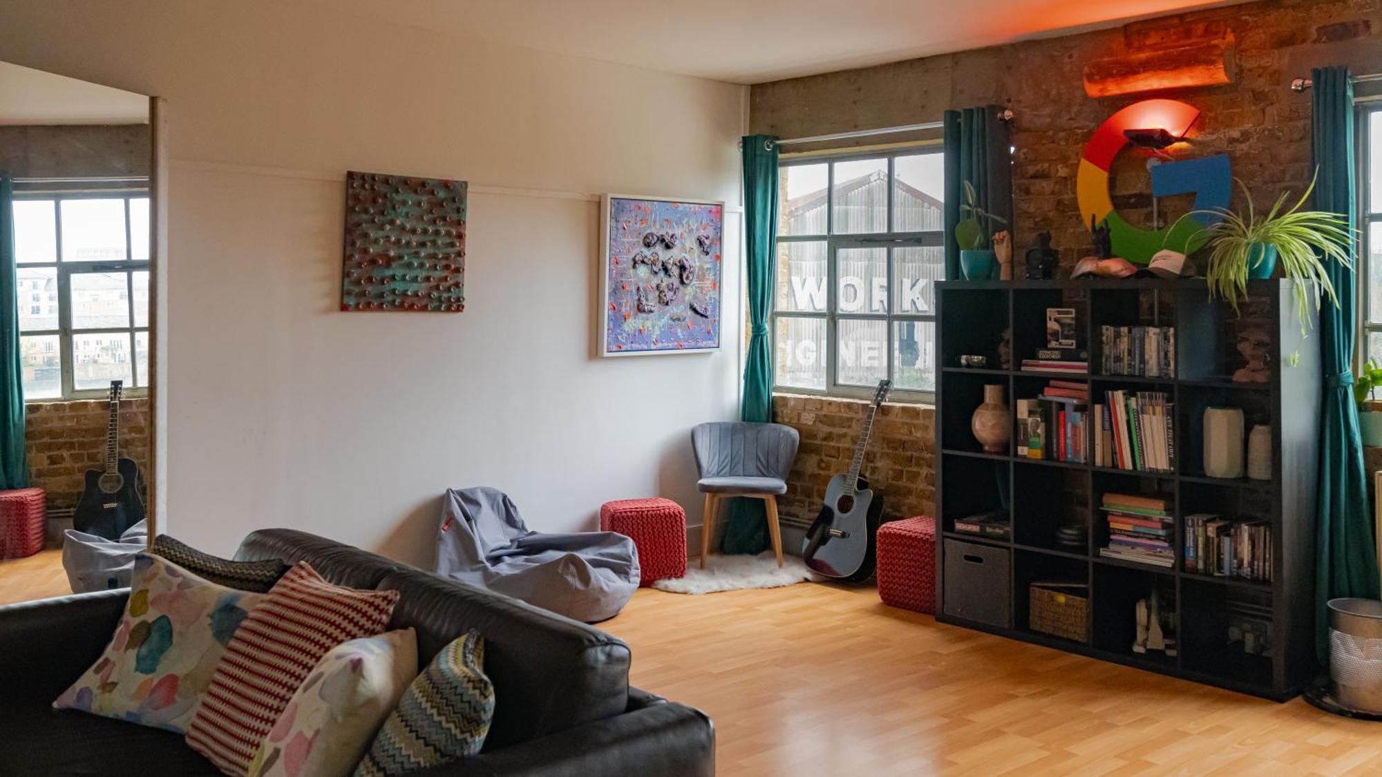 Loft Style Apartment Near O2, Abba Voyage, Excel Londra Esterno foto